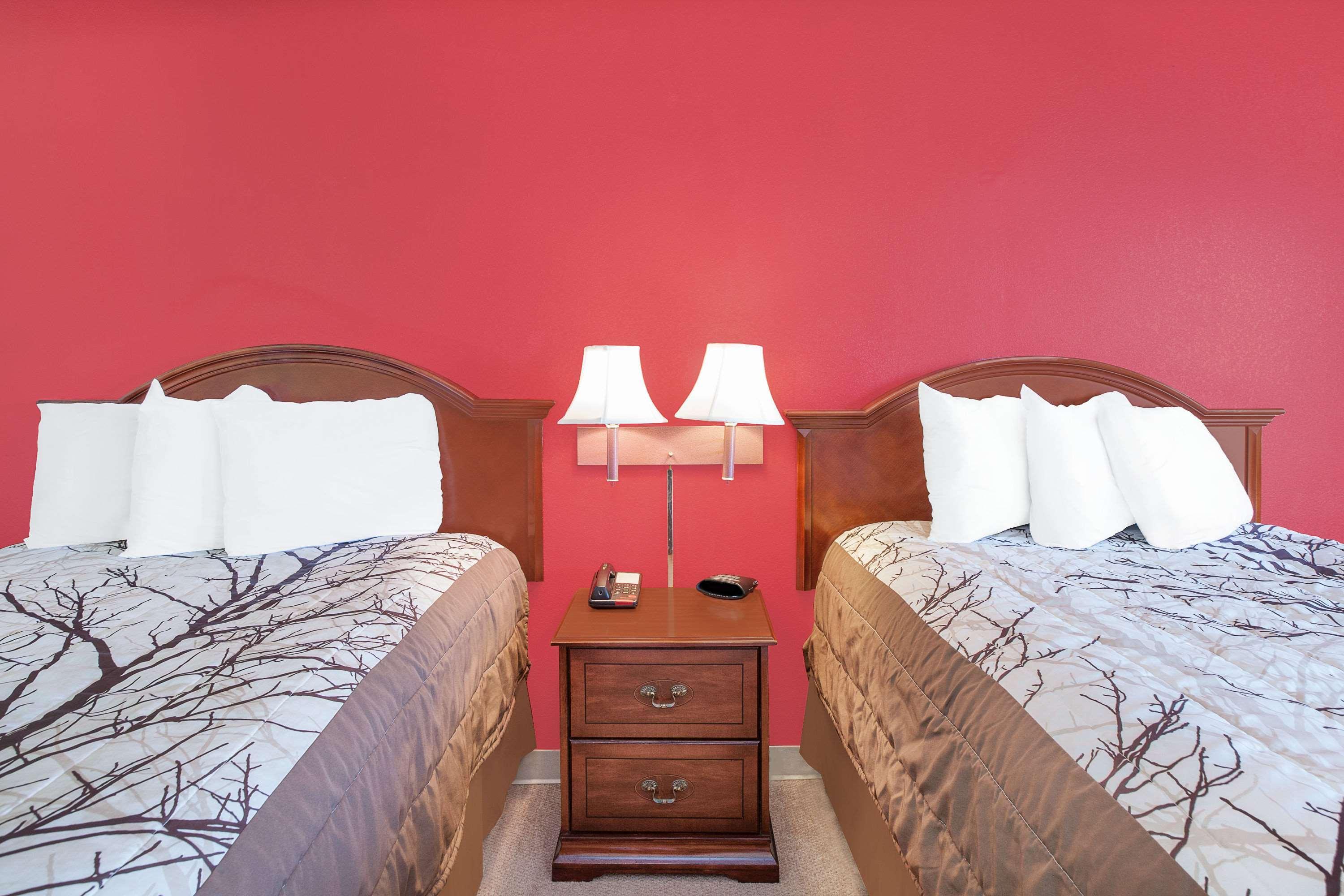 Days Inn By Wyndham Newton Ms I-20 Экстерьер фото